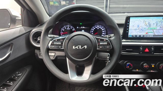 Kia K3 2022 — photo 19