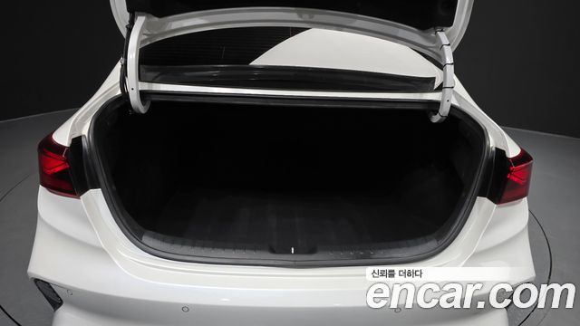 Kia K3 2022 — photo 26