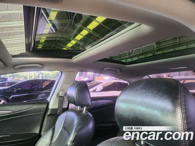 Hyundai Sonata 2012 — photo 4