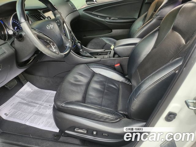 Hyundai Sonata 2012 — photo 6