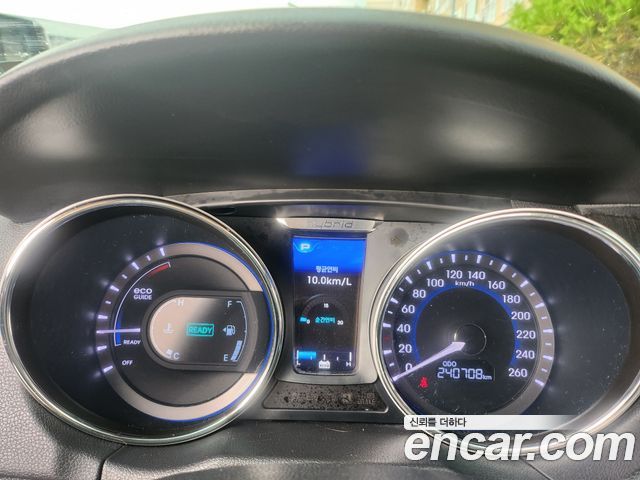 Hyundai Sonata 2012 — photo 8