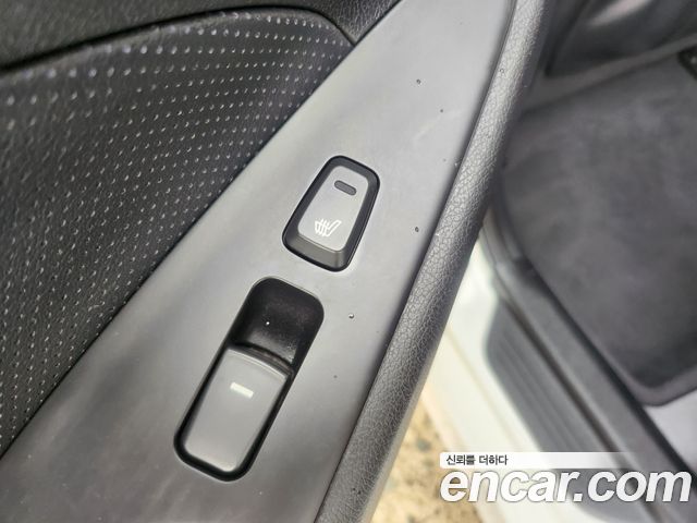 Hyundai Sonata 2012 — photo 11