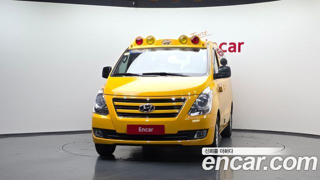 Hyundai Starex 2018 — photo 3