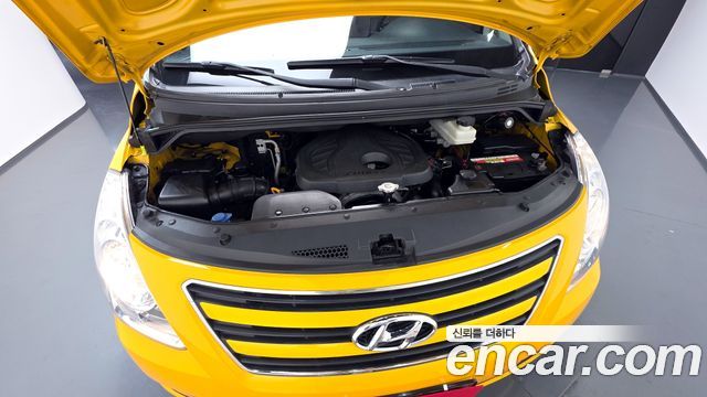 Hyundai Starex 2018 — photo 6