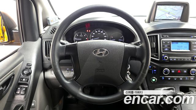 Hyundai Starex 2018 — photo 14