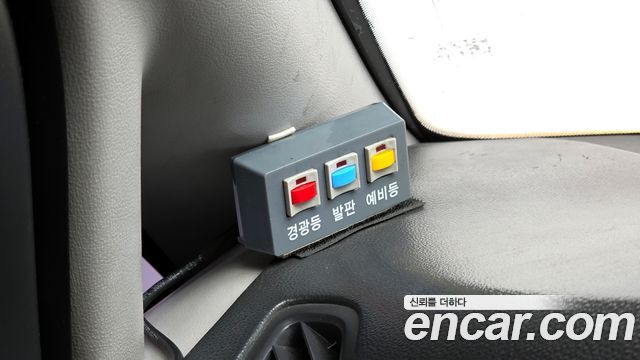 Hyundai Starex 2018 — photo 19