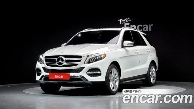 Mercedes-Benz GLE-Class 2018 — photo 1
