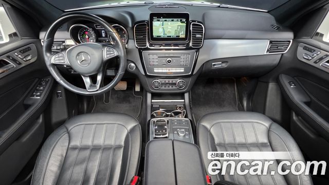 Mercedes-Benz GLE-Class 2018 — photo 7
