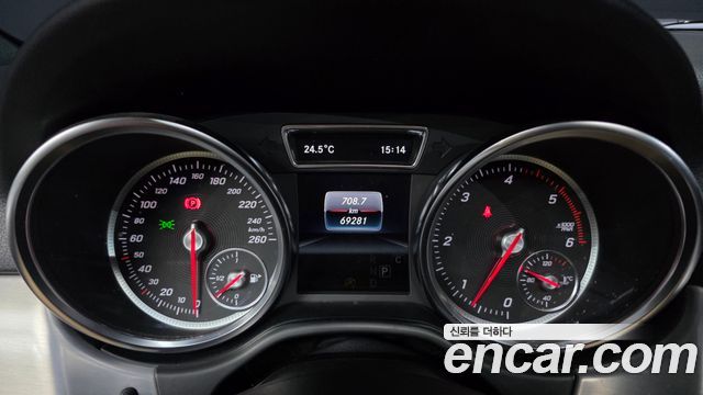 Mercedes-Benz GLE-Class 2018 — photo 8