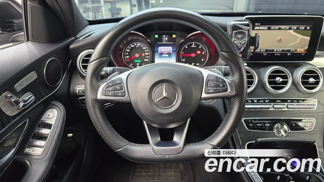Mercedes-Benz C-Class 2018 — photo 13