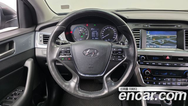 Hyundai Sonata 2015 — photo 13