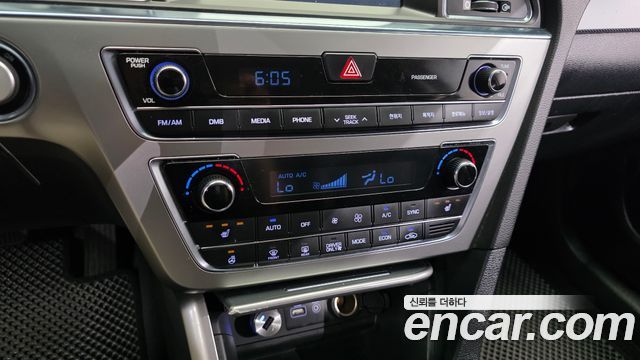 Hyundai Sonata 2015 — photo 16