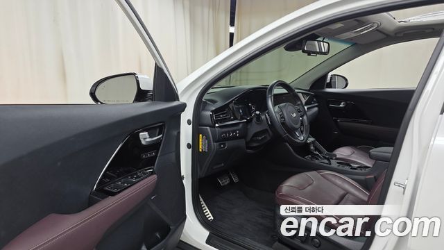 Kia Niro 2020 — photo 13