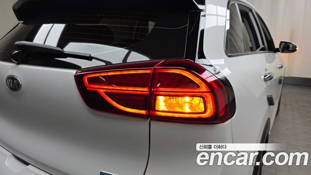 Kia Niro 2020 — photo 9