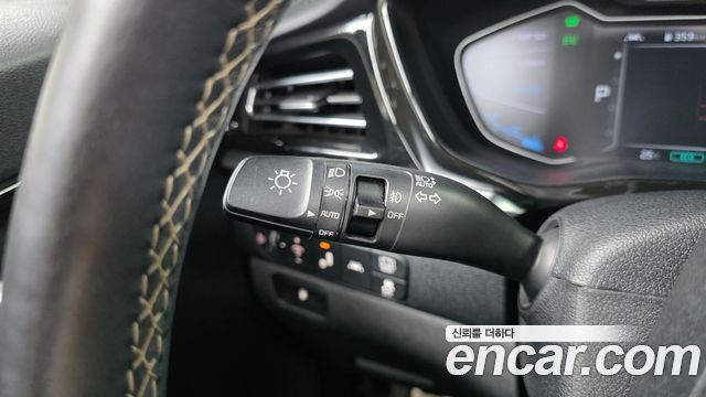 Kia Niro 2020 — photo 29