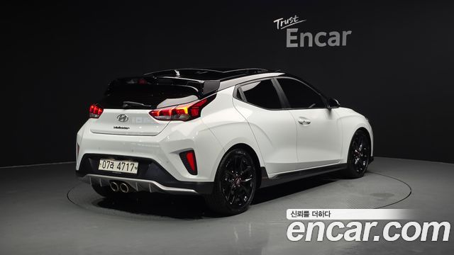 Hyundai Veloster 2018 — photo 2