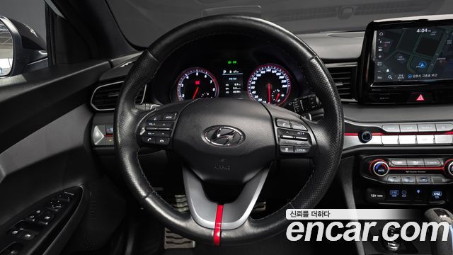 Hyundai Veloster 2018 — photo 13