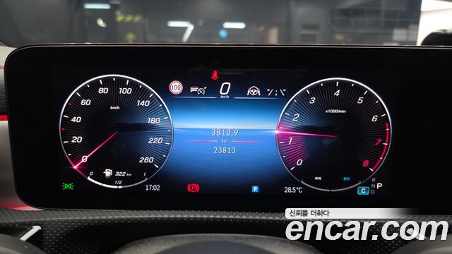 Mercedes-Benz CLA-Class 2025 — photo 11