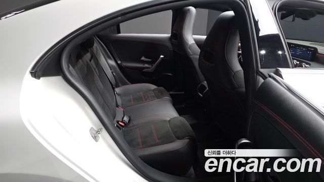 Mercedes-Benz CLA-Class 2025 — photo 17