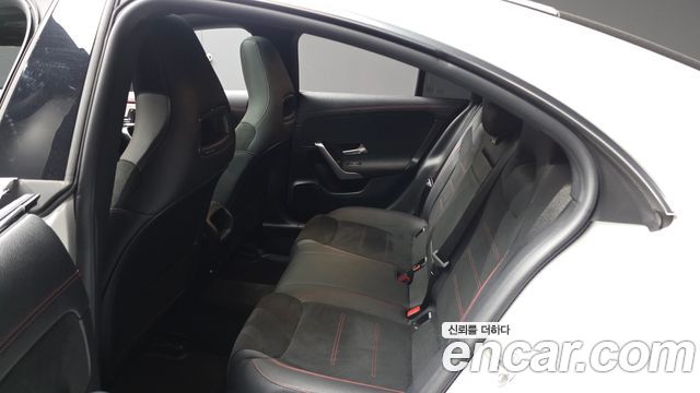 Mercedes-Benz CLA-Class 2025 — photo 18