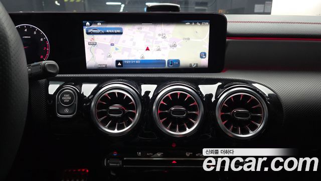 Mercedes-Benz CLA-Class 2025 — photo 20