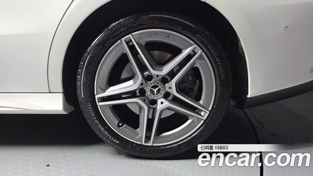 Mercedes-Benz CLA-Class 2025 — photo 7