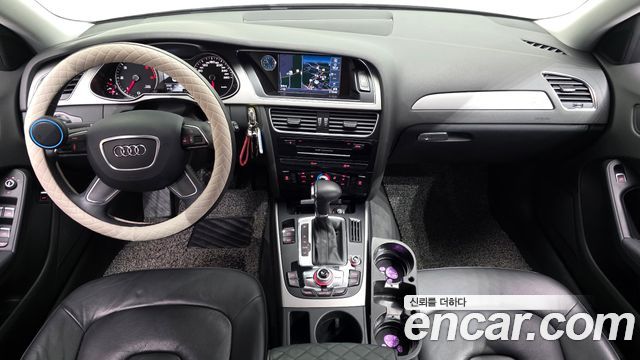 Audi A4 2013 — photo 7