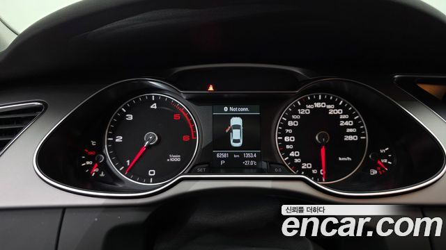 Audi A4 2013 — photo 8
