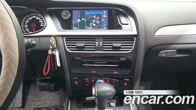 Audi A4 2013 — photo 14