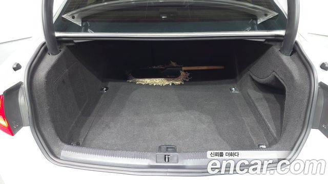 Audi A4 2013 — photo 20