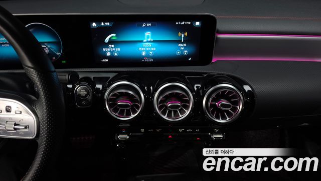 Mercedes-Benz CLA-Class 2020 — photo 19
