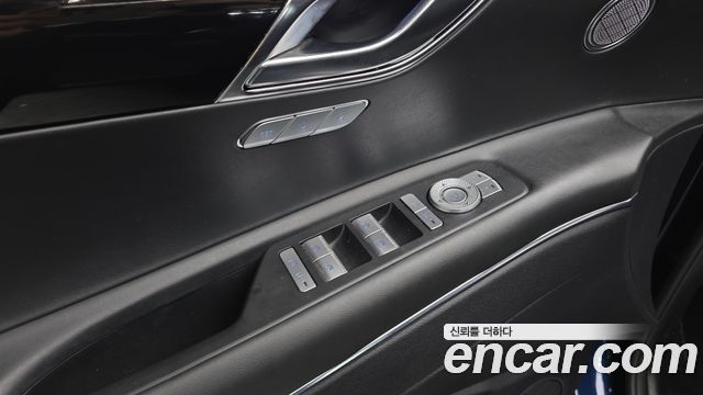 Genesis GV80 2020 — photo 27