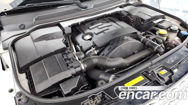 Land Rover Discovery 2016 — photo 6