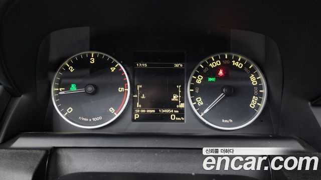 Land Rover Discovery 2016 — photo 8