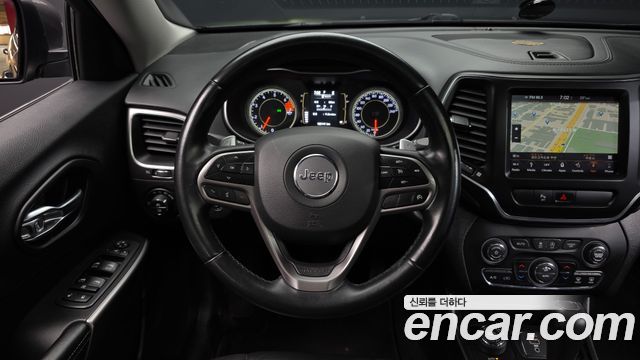 Jeep Cherokee 2019 — photo 13