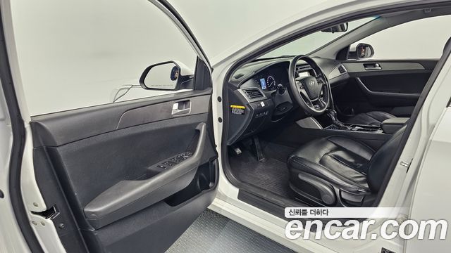 Hyundai Sonata 2015 — photo 13