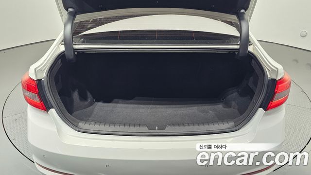 Hyundai Sonata 2015 — photo 21