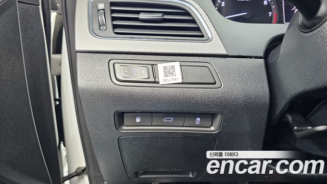 Hyundai Sonata 2015 — photo 23