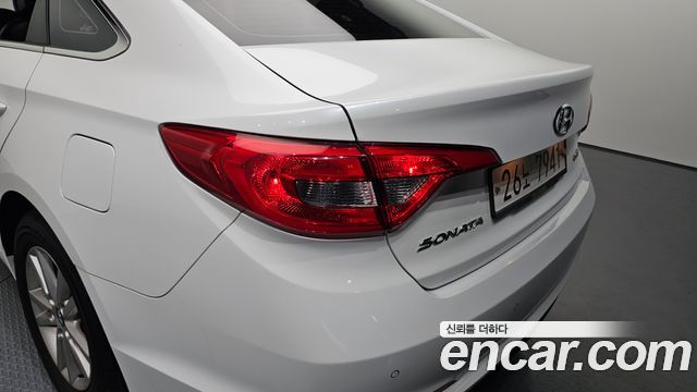Hyundai Sonata 2015 — photo 9