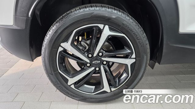 ChevroletGMDaewoo Trailblazer 2023 — photo 5