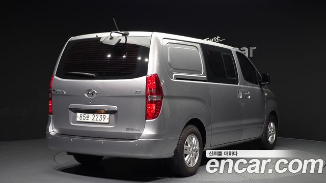 Hyundai Starex 2018 — photo 2