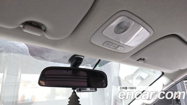 Hyundai Starex 2018 — photo 14