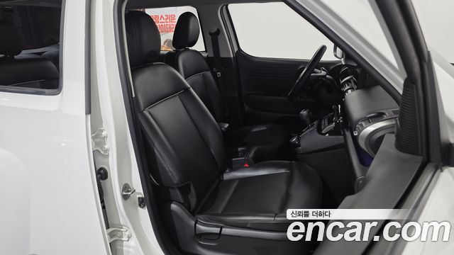 Hyundai Casper 2023 — photo 16