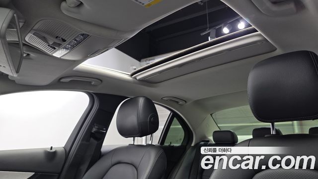 Mercedes-Benz C-Class 2016 — photo 20