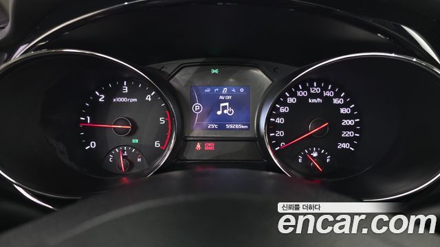 Kia Canival 2018 — photo 11