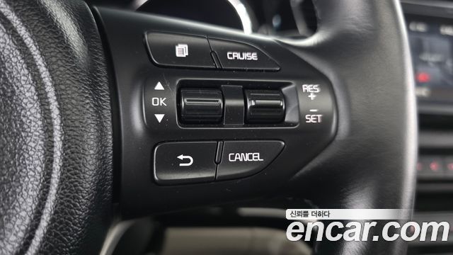 Kia Canival 2018 — photo 23