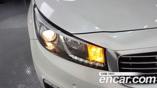 Kia Canival 2018 — photo 8