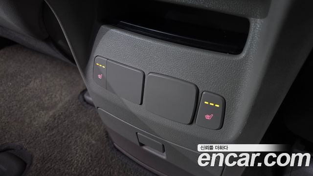 Kia Canival 2018 — photo 32