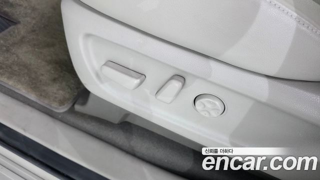 Kia Canival 2018 — photo 33