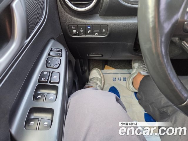 Hyundai Kona 2018 — photo 14